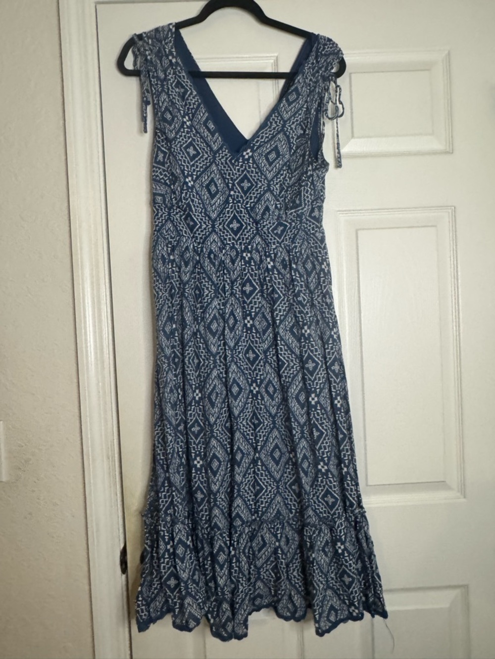 torrid Navy & White Printed Tie-Shoulder Midi Dress